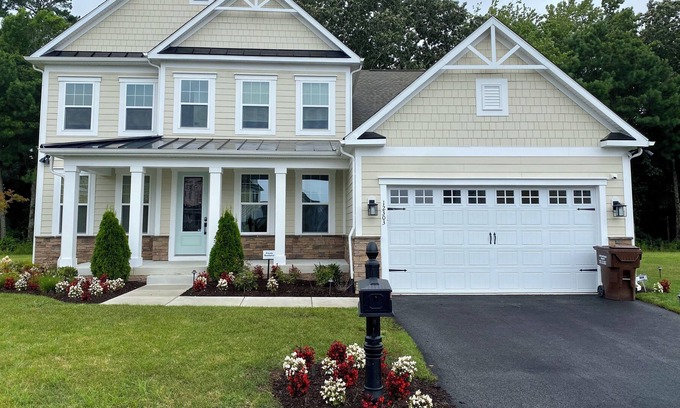 Bayside House | Beautiful Open Beach Home in Luxury Resort Community; Indoor/Outdoor Pools