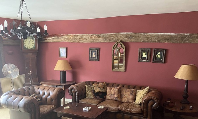 Charing House | Beautiful Period home in quiet picturesque Kentish village