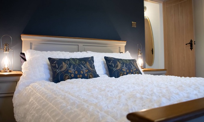 Morebattle House | Beautiful pet friendly & cosy retreat - ideal to explore the Borders