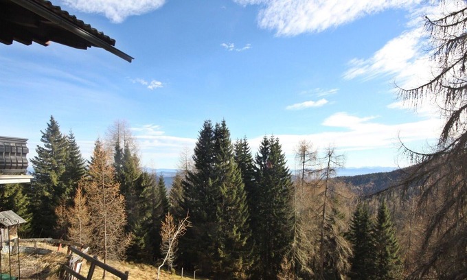 Albeck House | Beautiful private villa for 6 guests with WIFI, TV, terrace and parking