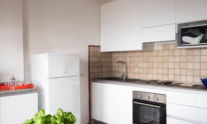 Andora House | Beautiful private villa with WIFI, A/C, private pool, TV, patio, pets allowed and parking