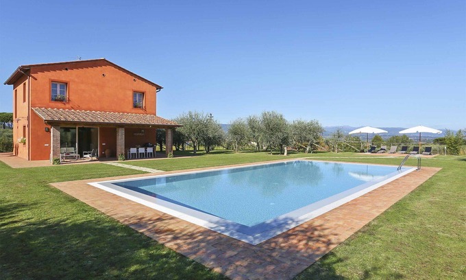 Colle di Compito Villa | Beautiful private villa with private pool, A/C, WIFI, TV, veranda and panoramic view, close to L.
