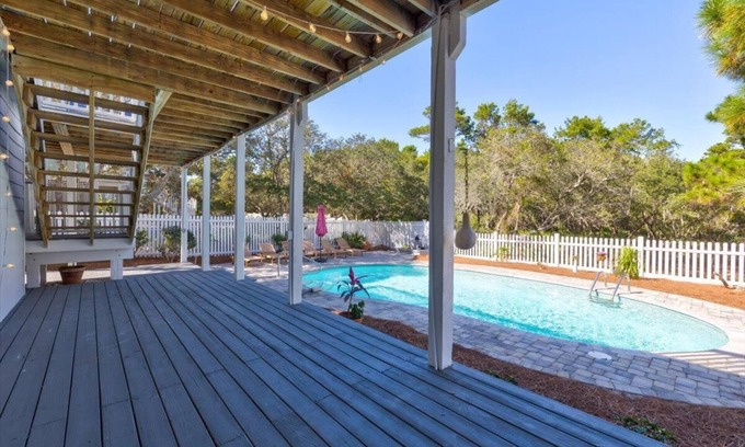 Gulf Trace House | Beautiful Private Pool with Private Beach Access