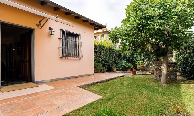 Diano Castello House | Beautiful private villa for 4 people with WIFI, TV and terrace