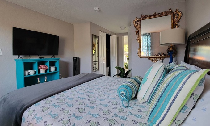 Eustis Apartment | Beautiful~Private~Clean~Affordable~Peaceful Hideaway Near Mt. Dora