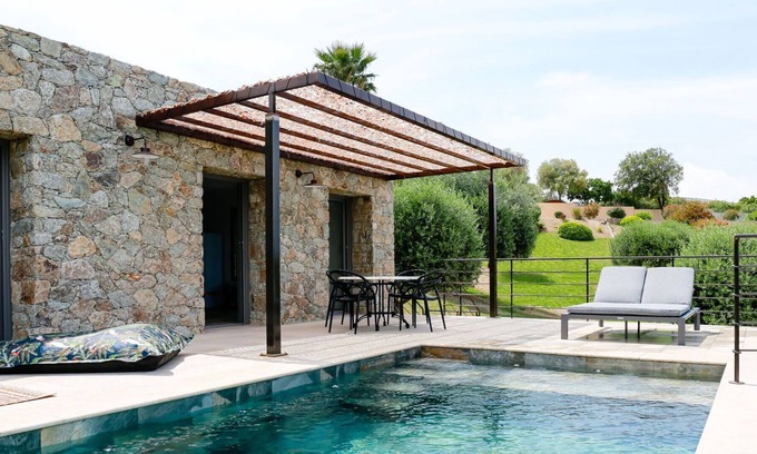 Farinole House | Beautiful private villa for 3 people with private pool, WIFI, A/C, TV, patio and parking