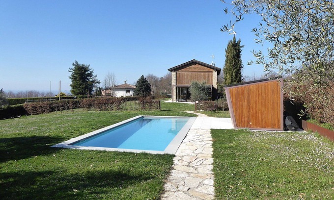 Venegazzu Villa | Beautiful private villa with private pool, sauna, A/C, WIFI, hot tub, TV, pets allowed and parking