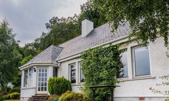 Lewiston House | Beautiful private villa for 4 people with WIFI, TV, pets allowed and parking
