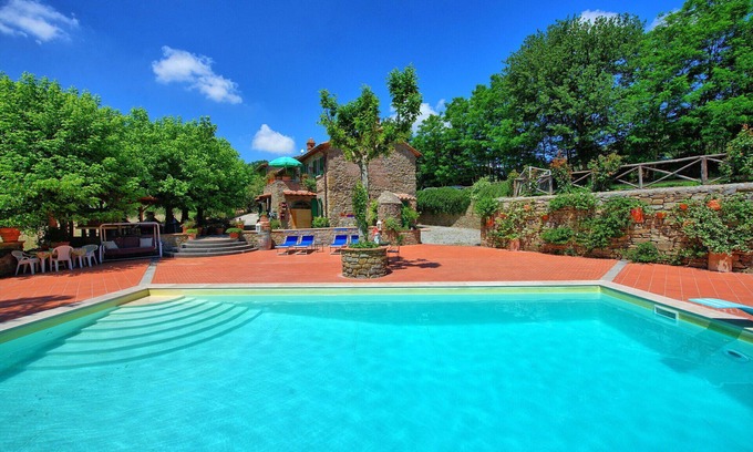 San Pietro a Cegliolo Villa | Beautiful private villa with A/C, private pool, WIFI, TV, panoramic view, parking, close to Cortona
