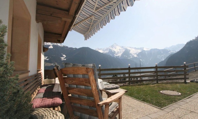 Hippach-Schwendberg Villa | Beautiful private villa for 8 people with TV, terrace and parking