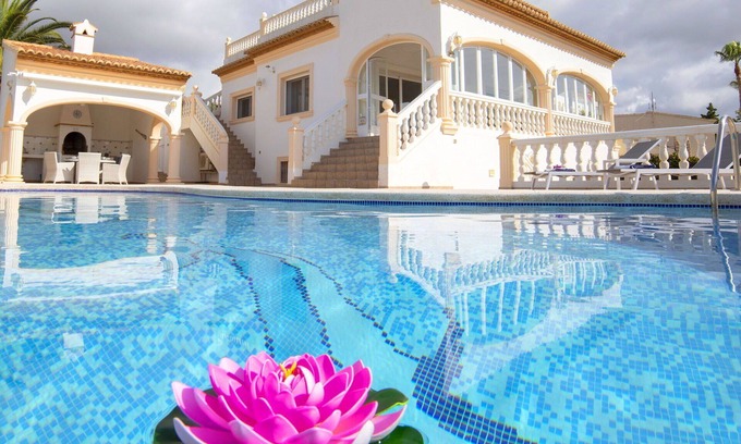 Casas de Torrat Villa | Beautiful private villa for 10 people with WIFI, private pool, A/C, TV, terrace and parking