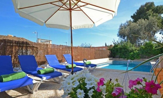 El Toro House | Beautiful private villa for 8 people with A/C, pool, WIFI, TV, patio and parking