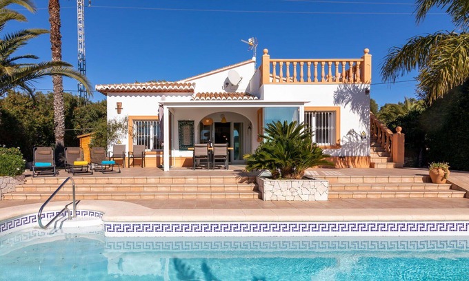 Costa Nova House | Beautiful private villa for 6 guests with private pool, WIFI, A/C, TV, patio and parking