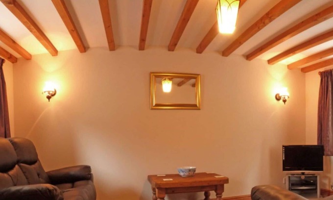 Tywyn House | Beautiful private villa for 2 guests with WIFI, TV, patio, panoramic view and parking