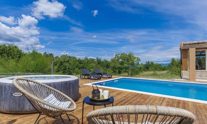 Salakovci House | Beautiful private villa for 5 guests with private pool, hot tub, A/C, internet and TV