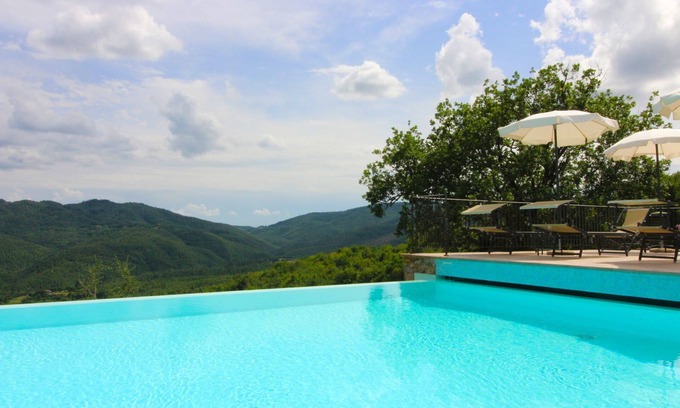 Pieve al Bagnoro Villa | Beautiful private villa for 20 guests with private pool, WIFI, TV, terrace, pets allowed and par.
