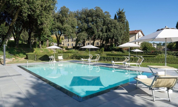 Ronta Villa | Beautiful private villa with private pool, WIFI, hot tub, TV, panoramic view and parking