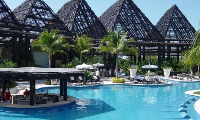 Puerto Juarez Resort | Beautiful Property at Grand Mayan Vacation - 1 bdrm, 2 adults, 2 kids