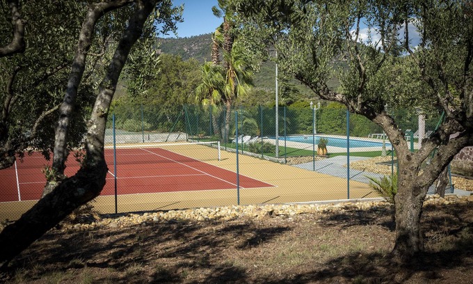 Saint-Raphael Villa | Beautiful provencal house in the heart of the Esterel with pool, tennis