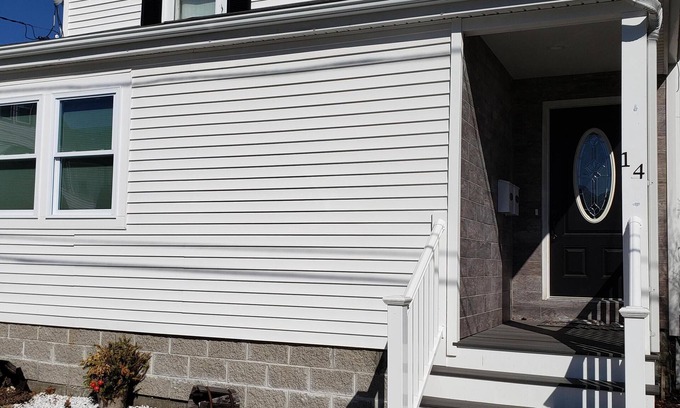 Medford House | Beautiful renovated 3 bedroom apt near Boston.
