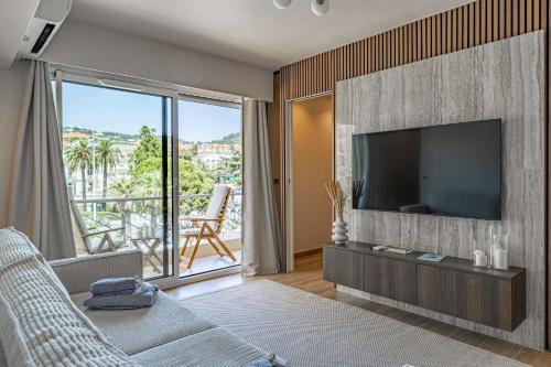 Cannes City Centre Apartment | Beautiful renovated flat - close to Martinez Hotel