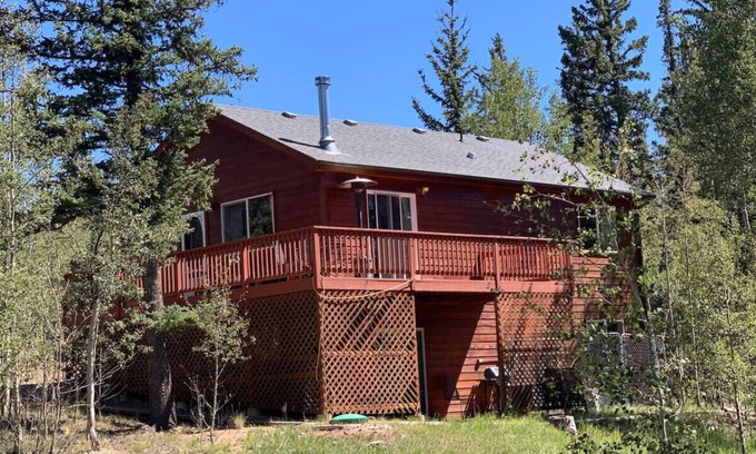 Indian Mountain Cabin | Beautiful & Secluded Rocky Mountain Hideaway
