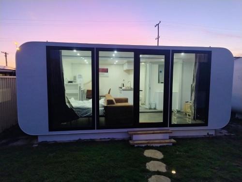 Buddina Apartment | Beautiful Self-Contained Retreat