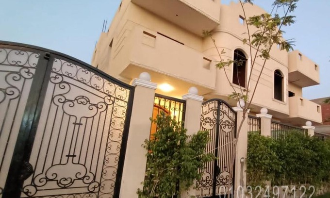 Sheikh Zayed City Apartment | Beautiful semi villa with private entrance in Sheikh Zayed- villa queen