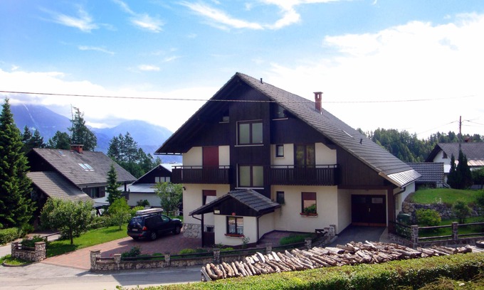 Bled Apartment | Beautiful spacious apartment in Bled - for 5 persons - Apartments Franc