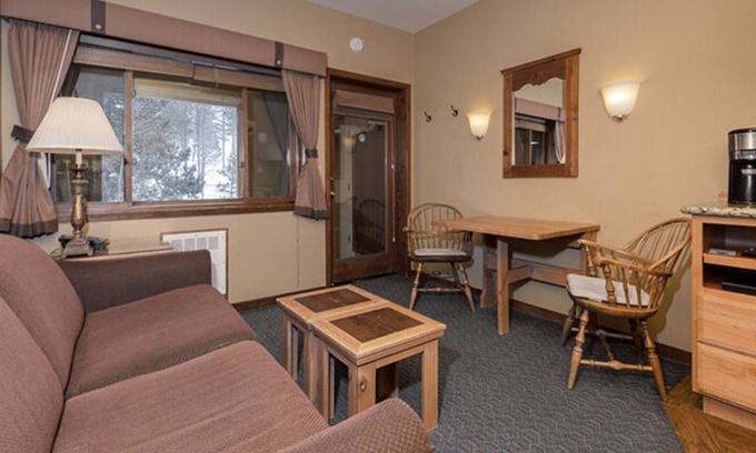 Olympic Valley Resort | Beautiful Squaw Valley resort, 2 separate units for December 24 and 25, 2023