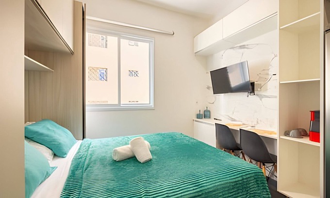 Santa Paula House | Beautiful Studio São Caetano Barcelona ap412