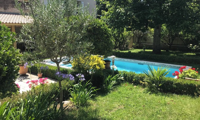 Salleboeuf House | Beautiful stone house with swimming pool