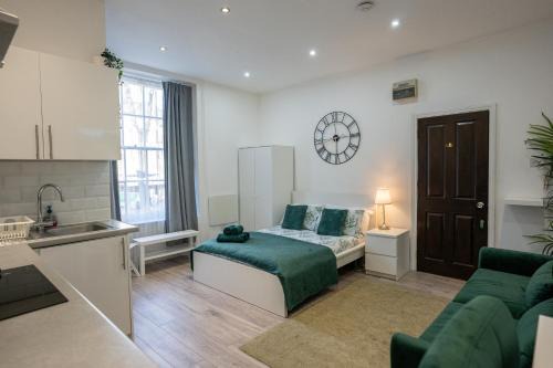 Hackney Central Apartment | Beautiful Studio Flat in Hackney next to Overground Station