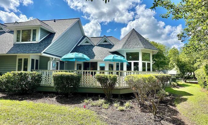 Arcadian Shores Villa | Beautiful, sun-filled villa with access to all resort amenities