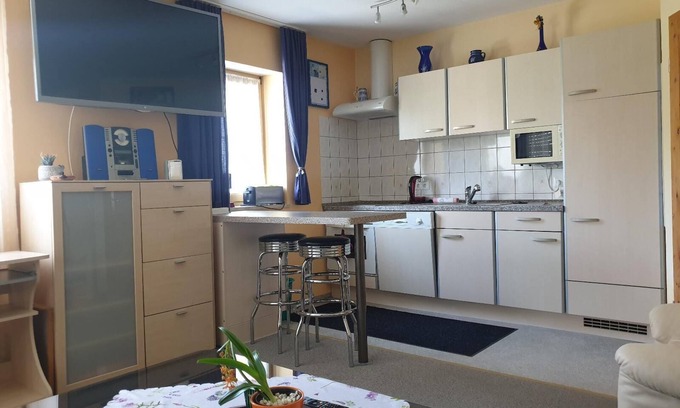 Wegscheid Apartment | Beautiful sunny apartment with large balcony