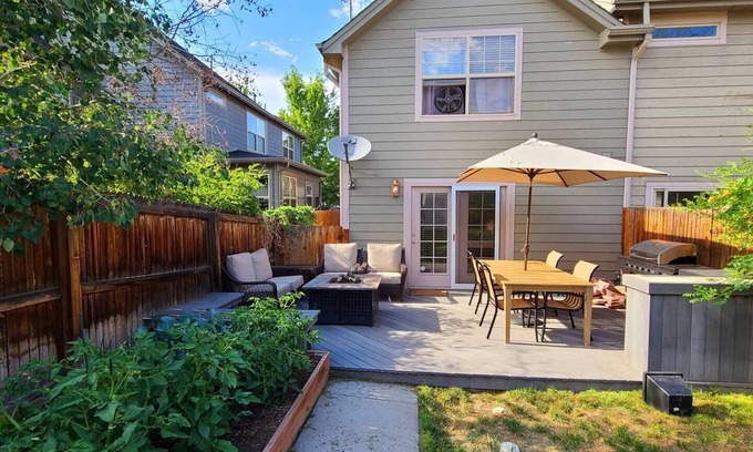 Baker House | Beautiful Townhome in Historic Denver Neighborhood From Experienced Superhost