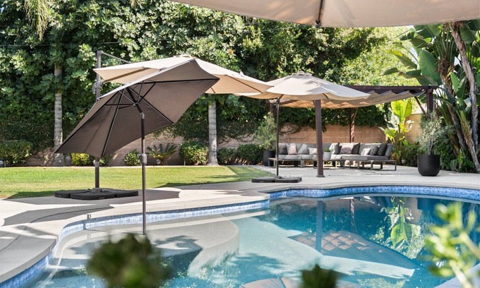 Reseda House | Beautiful Updated 3BR House With King Size Bed, Pool, Spa, FirePit, & EV Charger