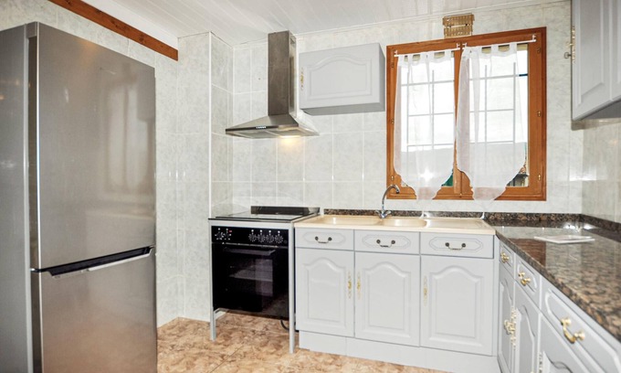Prades House | Beautiful vacation home in Prades will be your starting point for exploring the region.