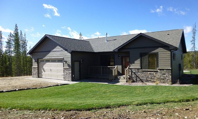 Georgetown House | Beautiful Vacation Home In The Heart Of Recreation At Georgetown Lake!