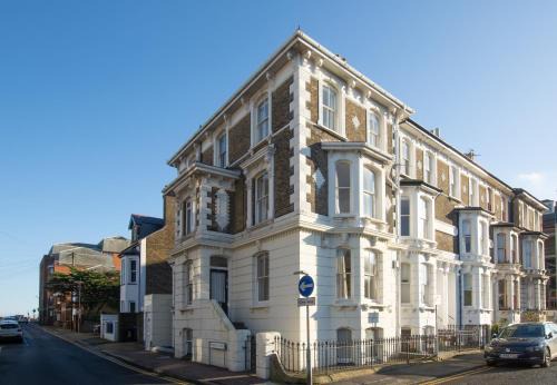 Deal House | Beautiful Victorian Coastal Holiday Home