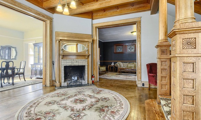 Deadwood Cabin | Beautiful Victorian Property On Lead, SD Main Street w/View From Front Patio