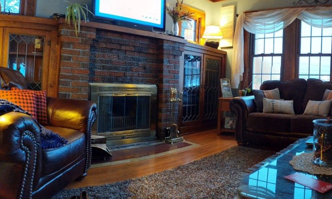 Glenbeulah House | Beautiful Victorian Near Racing, Golfing, Hiking Etc.
