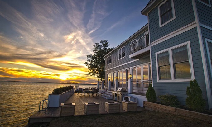 Fair Haven House | Beautiful View On Lake Saint Clair