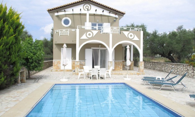 Agrilia Villa | Beautiful Villa Ella with private pool. E.O.T Licence MHTE 0428K9200476001