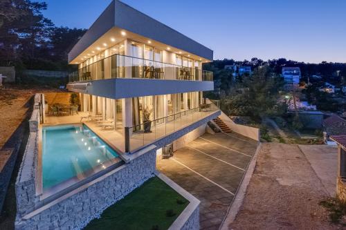 Cove Basina (Jelsa) Villa | Beautiful Villa Estate da Noi with a pool in Hvar