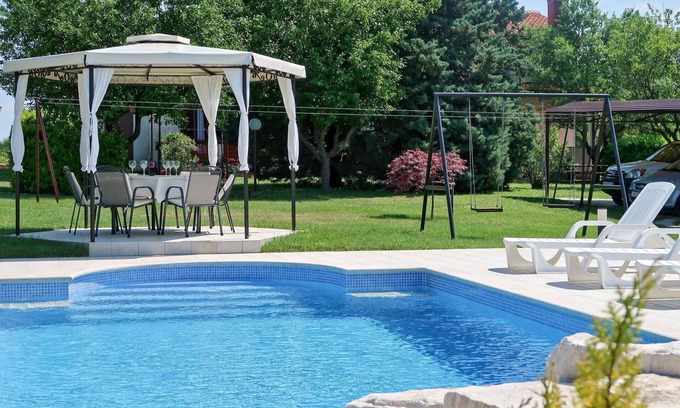 Gondolici House | Beautiful villa for 6 guests with private pool, A/C, WIFI, TV and patio