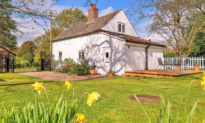 Louth House | Beautiful villa for 4 people with WIFI and parking
