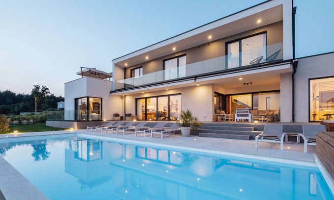 Fuskulin Villa | Beautiful Villa Fuskulina
