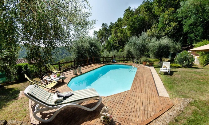Massa e Cozzile Villa | Beautiful villa for 5 people with WIFI, private pool, TV, veranda, pets allowed and parking