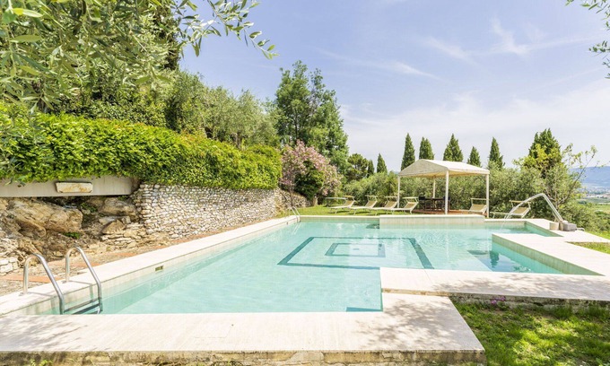 Pistoia Villa | Beautiful villa with A/C, private pool, WIFI, TV, terrace, pets allowed, panoramic view and par.